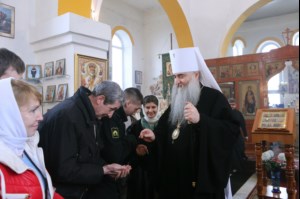 Божественная литургия в храме в честь Воздвижения Честнаго и Животворящего Креста Господня на территории Вольского военного института материального обеспечения