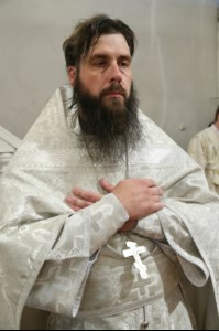 Божественная литургия в храме в честь Покрова Пресвятой Богородицы р.п. Новые Бурасы