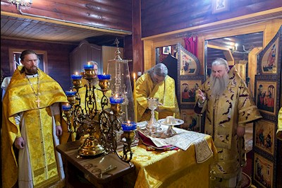 Великое освящение храма Казанской иконы Божией Матери г. Вольска и Божественная литургия в новоосвященном храме
