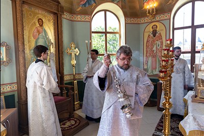 Божественная литургия в Вознесенско-Пантелеимоновском храме с. Усть-Курдюм Саратовского района