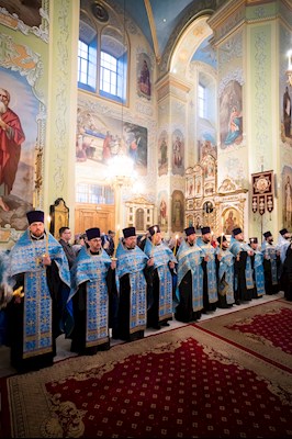 Митрополит Игнатий совершил всенощное бдение в Покровском соборе г. Саратова