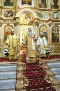 Божественная литургия и молебен у мощей святого равноапостольного князя Владимира в Покровском храме г.Саратова