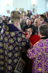 Божественная литургия в храме в честь Покрова Пресвятой Богородицы г.Петровска