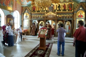Митрополит Лонгин совершил Великое освящение Вознесенского храма Вознесенско-Пантелеимоновской церкви с. Усть-Курдюм