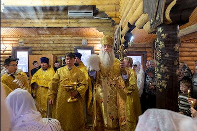 Митрополит Лонгин совершил Великое освящение храма Преображения Господня р.п. Соколовый