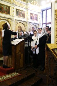Божественная литургия на Архиерейском подворье — храме во имя преподобного Серафима Саровского г.Саратова