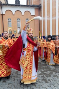 Божественная литургия в Свято-Алексиевском женском монастыре г. Саратова
