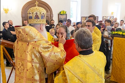 Божественная литургия в храме во имя святителя Николая Японского г. Саратова