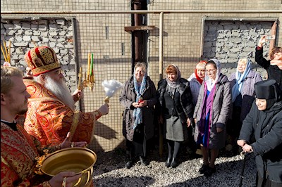 Божественная литургия в храме Воскресения Христова г. Саратова