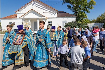 Божественная литургия в храме в честь Владимирской иконы Божией Матери с. Багаевка
