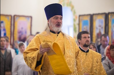Митрополит Игнатий совершил Великое освящение храма святой блаженной Ксении Петербургской п. Красный Текстильщик и Божественную литургию в новоосвященном храме