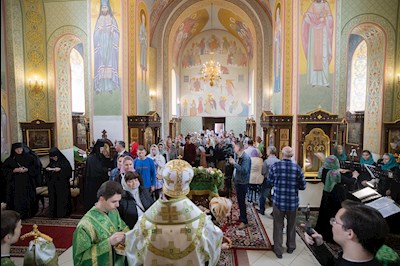 Митрополит Игнатий совершил Божественную литургию в Иоанновском женском монастыре в пос. Алексеевка Хвалынского района