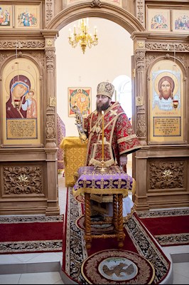 Митрополит Игнатий совершил великое освящение храма святых первоверховных апостолов Петра и Павла с. Куликовка Вольского района и Божественную литургию в новоосвященном храме