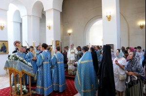 Божественная литургия в Свято-Алексиевском женском монастыре г. Саратова