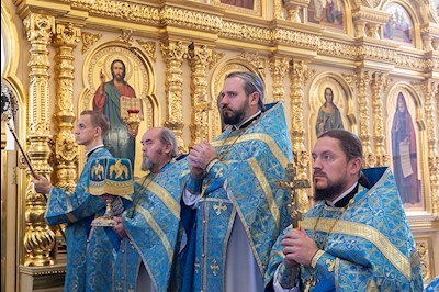 Божественная литургия в храме в честь Казанской иконы Божией Матери г. Саратова