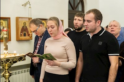 Всенощное бдение в Свято-Никольском мужском монастыре г. Саратова
