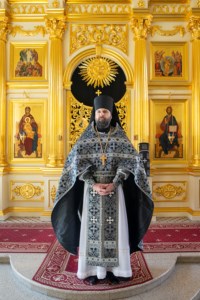 Литургия Преждеосвященных Даров на Архиерейском подворье — в храме святого апостола и евангелиста Иоанна Богослова