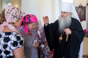 Божественная литургия в храме в честь Воскресения Христова с. Ивано-Языковка Аткарского района