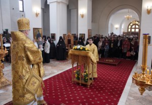 Божественная литургия в Свято-Алексиевском женском монастыре г. Саратова
