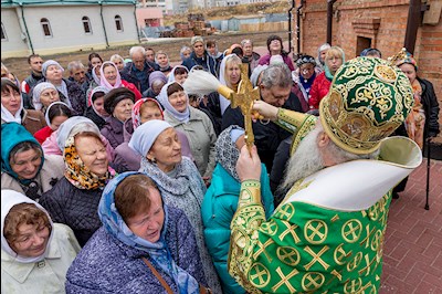 Божественная литургия в храме преподобного Сергия Радонежского г. Саратова