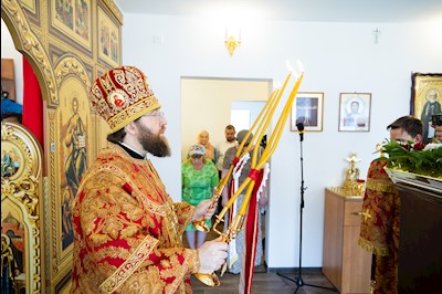 Митрополит Игнатий совершил Великое освящение храма Архангела Михаила с. Курдюм и первую Божественную литургию в новоосвященном храме