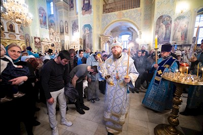 Митрополит Игнатий совершил всенощное бдение в Покровском соборе г. Саратова