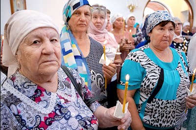 Митрополит Игнатий совершил великое освящение храма святых первоверховных апостолов Петра и Павла с. Куликовка Вольского района и Божественную литургию в новоосвященном храме