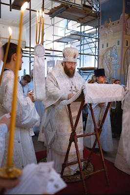 Митрополит Игнатий совершил Божественную литургию и панихиду в Свято-Никольском мужском монастыре г.Саратова