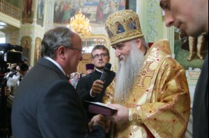 Божественная литургия и молебен у мощей святого равноапостольного князя Владимира в Покровском храме г.Саратова