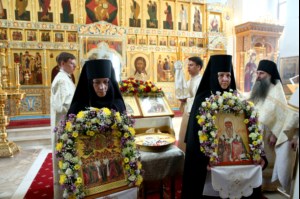 Божественная литургия в Свято-Алексиевском женском монастыре г.Саратова