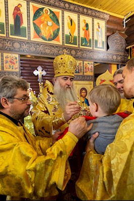Великое освящение храма Казанской иконы Божией Матери г. Вольска и Божественная литургия в новоосвященном храме