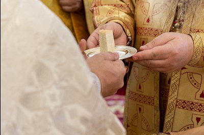 Божественная литургия в храме во имя святых первоверховных апостолов Петра и Павла г. Аткарска