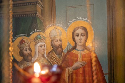 Митрополит Игнатий совершил Литургию Преждеосвященных Даров в Покровском соборе г. Саратова