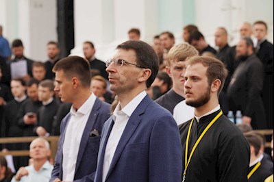 Митрополит Игнатий сослужил Святейшему Патриарху Кириллу в Свято-Троицкой Сергиевой Лавре