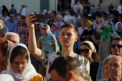 Митрополит Игнатий принял участие во всенощном бдении в Свято-Троицкой Сергиевой Лавре
