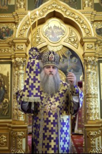 Крещальная литургия в Свято-Троицком соборе Саратова