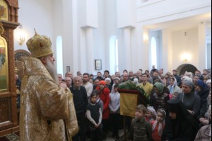 Божественная литургия в храме во имя святого равноапостольного великого князя Владимира г. Саратова