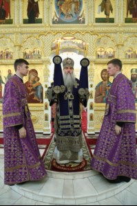 Божественная литургия в храме в честь Рождества Христова г.Саратова