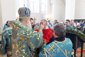 Божественная литургия в храме в честь иконы Божией Матери «Всех скорбящих Радость» г. Саратова