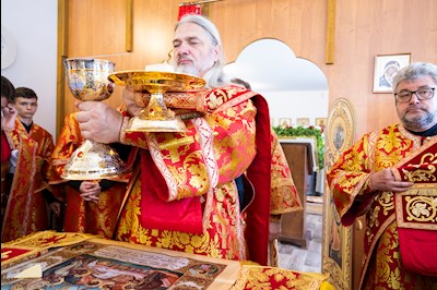 Митрополит Игнатий совершил Великое освящение храма Архангела Михаила с. Курдюм и первую Божественную литургию в новоосвященном храме