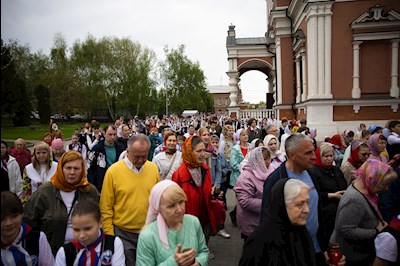 Митрополит Игнатий совершил Божественную литургию в Покровском соборе г. Саратова