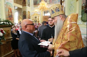 Божественная литургия и молебен у мощей святого равноапостольного князя Владимира в Покровском храме г.Саратова