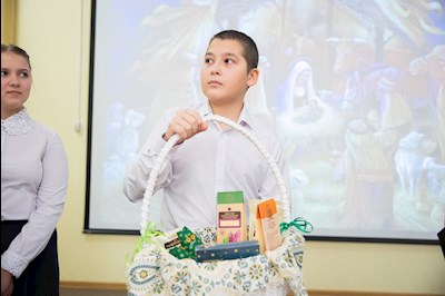 Митрополит Игнатий посетил зимний отчетный концерт вокалистов Центра по развитию детского и юношеского творчества при СПДС