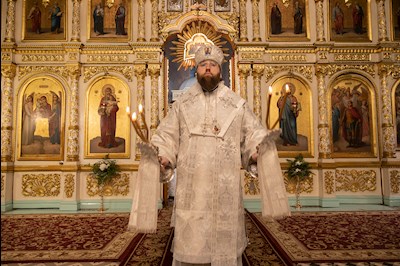 Митрополит Игнатий совершил всенощное бдение в Духосошественском соборе г. Саратова