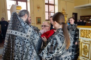Литургия Преждеосвященных Даров на Архиерейском подворье — в храме святого апостола и евангелиста Иоанна Богослова