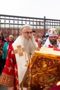Состоялось соборное служение архиереев и духовенства Саратовской митрополии