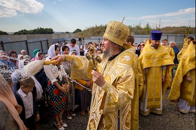 Божественная литургия в храме в честь Нерукотворного Образа Спасителя г .Саратова