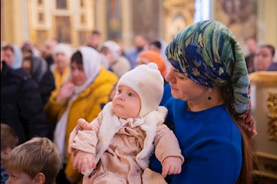 Митрополит Игнатий совершил Божественную литургию и молебен на новый год в Покровском соборе г. Саратова