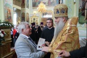 Божественная литургия и молебен у мощей святого равноапостольного князя Владимира в Покровском храме г.Саратова