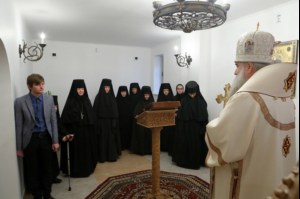 Божественная литургия и Великое освящение в Свято-Алексиевском женском монастыре г. Саратова